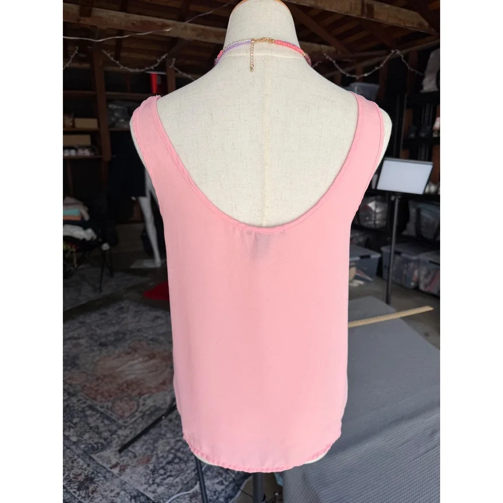 Forever 21 Pink Sleeveless Scoop Neck Tank Top Blouse Small - Picture 2 of 6